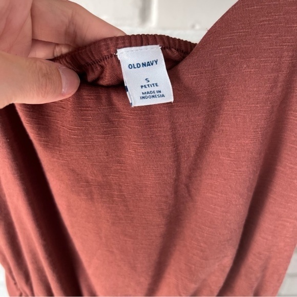 Old Navy Spaghetti Strap Cami Waist Defining Summer Dress, Rust Brown, Size SP - Picture 4 of 6